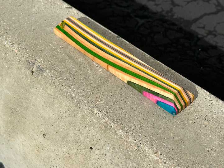 6" Dyed Hard Maple Curb